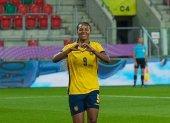 Doménica Arboleda celebra uno de sus goles con Ecuador en el Mundial Sub-20, una imagen que resume la alegría y el esfuerzo detrás de su camino en el fútbol.