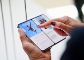 El iPhone Duo plegable de Apple se presentó durante el evento especial de Apple en el Teatro Steve Jobs en Apple Park en Cupertino, California.