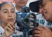 Los cinemómetros portátiles son trasladados por agentes de la ATM y utilizados en controles aleatorios de velocidad en Guayaquil.