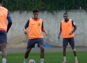 John Mercado durante los trabajos de la Selección de Ecuador en Asia, donde empieza a conocer la idea de Marcelo Gallardo.