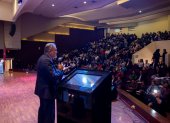 Raúl Jaramillo, director ejecutivo del INIAP, durante la apertura del primer Simposio Científico FIASA 2026, que reunió a más de 500 asistentes.