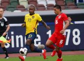 John Yeboah (i) mejoró el ataque tricolor con su ingreso en el segundo tiempo.