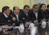 Patricio Zambrano y César Navas, ministros de Defensa y del Interior; el fiscal Carlos Baca; y los presidentes José Serrano (Asamblea) y Gustavo Jalkh (Judicatura).