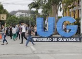 Problema. En la Universidad de Guayaquil, la más grande del país, la deserción alcanza el 28,35 %. Los hombres abandonan más las aulas.