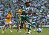 Ayrton Preciado, ofensivo tricolor del Santos Laguna, está llamado a ser figura con su club.