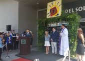 Directivos del centro comercial, durante el acto formal de inauguración