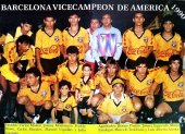 Una formación de Barcelona durante la Copa Libertadores de 1990.