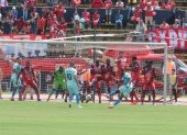 Leonel Quiñónez anotó el primer gol para Macará en la denominada "Mañana Roja".