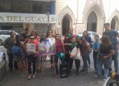 Plantón. En la jornada también participaron familiares de Paola Guzmán.