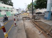 Trabajadores retiraron los árboles por construcción de  parada de la Metrovía.