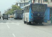 RECORRIDO POR LA CIUDAD LA FALTA QUE HACE TENER ARBOLES POR EL FUERTE CALOR QUE HAY,BUSES QUE CONTAMINA CON EL SMOG DEL MOTOR 16 DE ENERO DEL 2020  GUAYAQUIL-ECUADOR