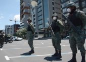 Militares y policías están diariamente en contacto directo con los ciudadanos y experimentan alto riesgo de contagio