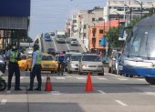 En la ciudad de Guayaquil la misma realidad es la que se vive en Quito con el irrespeto a la restricción vehicular
