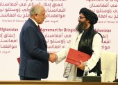 Firma de la paz entre EE. UU. y los talibanes, en febrero pasado.
