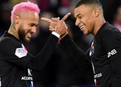 PSG, en las dos últimos mercados de pases, pagó por Neymar más de $ 200 millones, mientras que por Mbappé desembolsó algo más de 180 millones.