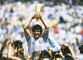 Las prendas utilizadas por Diego Armando Maradona en su época de futbolista están entre las más requeridas.