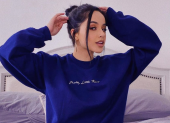 Becky G pasa la cuarentena en su casa en Los Ángeles junto a su familia y novio.