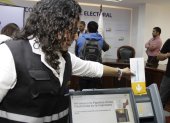 En algunas localidades de Ecuador se hizo una prueba de voto electrónico en 2012, pero la idea no trascendió a nivel nacional.