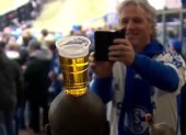 El Schalke guarda en su estadio cerveza que no ha podido venderse por la pandemia.