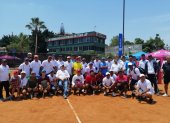 Parte de la Asociación de Entrenadores de Tenis del Guayas durante una capacitación en los tiempos cuando sí había actividad.