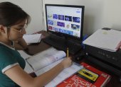Durante dos meses, los estudiantes, junto con sus tutores, se han venido preparando para iniciar las actividades escolares de manera virtual.