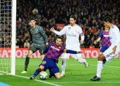 Barcelona y Real Madrid retomarán la lucha por el título de LaLiga.