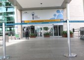 El aeropuerto permanece a puertas cerradas y sin vuelos comerciales.