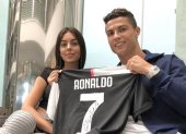 Georgina Rodríguez, modelo argentino, junto al delantero portugués Cristiano Ronaldo.