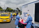 La alcaldia de Quito realizó ayer pruebas pcr a los taxistasa para determinar que no tengan COVID-19 y puedan salir a trabajar