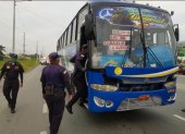 Operativas de control se realizan en el cantón Daule para verificar el cumplimiento de las medidas de bioseguridad en los buses.