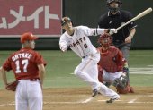 Hayako Sakamoto, paracorto de los Giants de Japón, es uno de los 2 casos confirmados en el posible reinicio de la liga de béisbol en ese país.