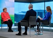 Angela Merkel, durante la entrevista con el canal de TV berlinés ARD.