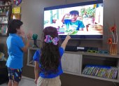 Aprendizaje. Algunos niños miran por su cuenta los programas educativos por televisión, pero fácilmente los dejan por falta de motivación.