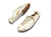 Los primeros ejemplares de zapatillas de Nike diseñadas y hechas a mano por el cofundador de la marca y legendario entrenador de atletismo Bill Bowerman a principios de los años 70.