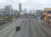Hecho. Así permanece a estas horas la calle Machala, una de las más grandes y transitadas de Guayaquil.