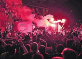Los hinchas del Liverpool se olvidaron de la pandemia y salieron a las calles a festejar el título.