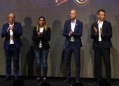 La presentación de Jordi Cruyff (segundo desde la derecha) como selecionador ecuatoriano fue un sueño, que hoy termina en pesadilla.