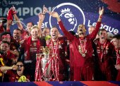 El equipo de Jurgen Klopp celebró pletórico el título en Anfield