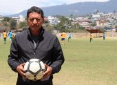 Sixto Vizuete dirigió a la selección ecuatoriana de fútbol, y también en Bolivia.