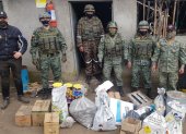 Miembros de Fuerzas Armadas decomisaron el material explosivo y lo llevaron a las bodegas del Centro de Control de Armas de Chimborazo.