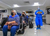 Del universo de contagiados, 861 están estables en una casa de salud y 355 están hospitalizadas con pronóstico reservado.