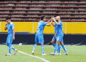 Los jugadores de Universidad Católica festejan el primer gol en el partido contra Olmedo en el estadio Olímpico Atahualpa


GOL DE 11 JEISON CHALA 



Quito.05 de septiembre  2020 Agencia ( ag - expreso ag extra ) API