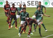 Flamengo y Palmeiras protagonizaron el partido más vistoso del torneo Brasileiro no por el nivel sino por la coyuntura con la pandemia.