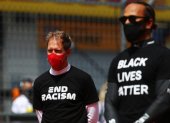 Lewis Hamilton se llevó el Gran Premio de Estiria y protestó contra el racismo.