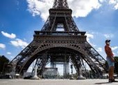 La emblemática torre Eiffel de la capital francesa. La embajada de ese país en Ecuador abrió formalmente la convocatoria a las becas Erasmus para el 2021.