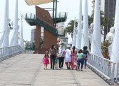 En Guayaquil, las autoridades decidieron cerrar el malecón Simón Bolívar durante el feriado.