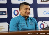 Mario Pineida fue convocado para el microciclo tricolor de cara a los próximos duelos eliminatorios.