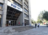 Actividades. En la Fiscalía General, en el norte de Quito, se reciben las versiones de los convocados a la diligencia.