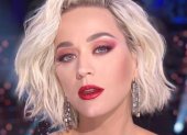 Un look que armoniza a la perfección con la forma del rostro de la cantante Katy Perry