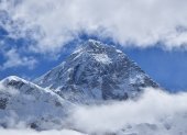La cima del monte Everest, la zona más alta del mundo, también tiene microplásticos.